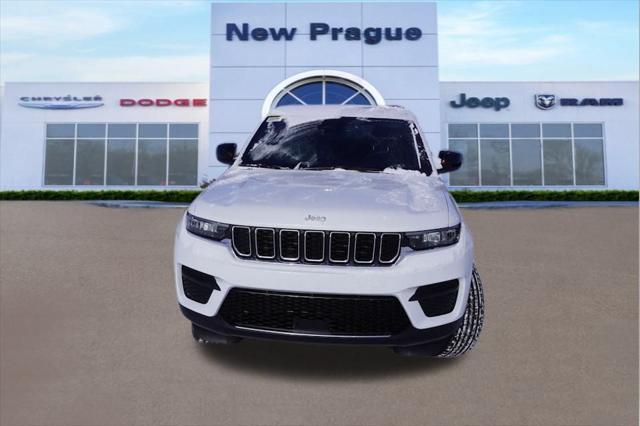 new 2025 Jeep Grand Cherokee car, priced at $38,570