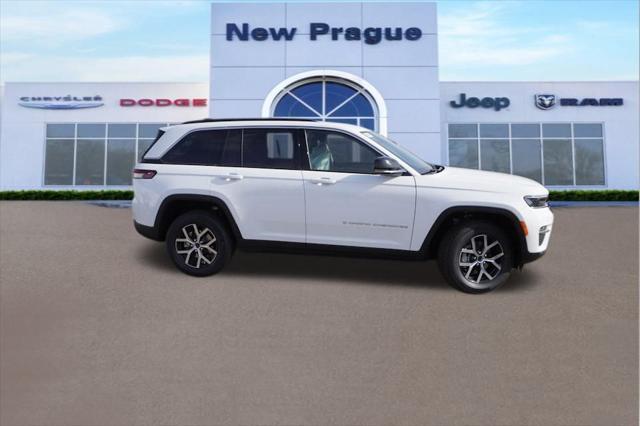 new 2025 Jeep Grand Cherokee car, priced at $42,031