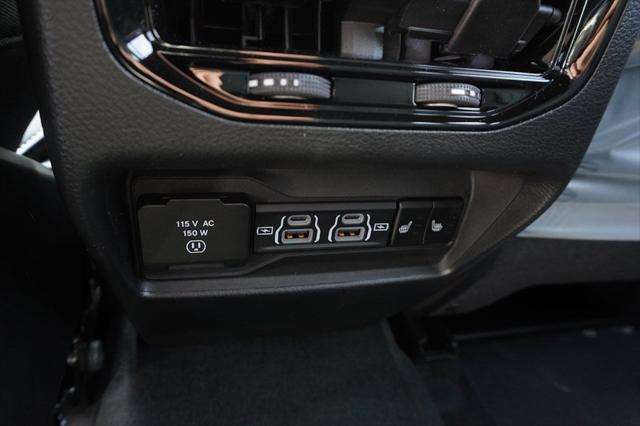 new 2025 Jeep Grand Cherokee car, priced at $42,031