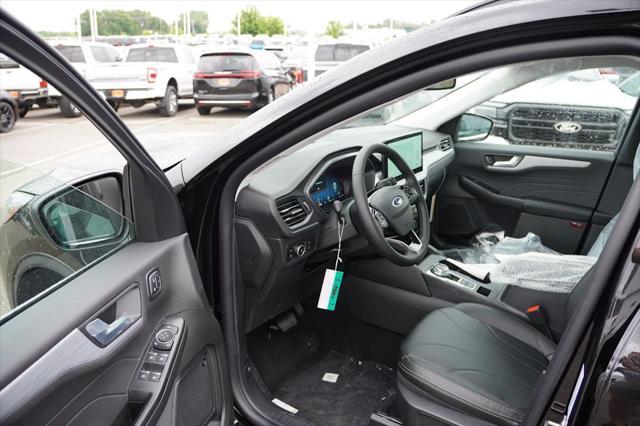 new 2025 Ford Escape PHEV car, priced at $37,179