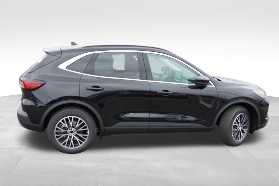 new 2025 Ford Escape PHEV car, priced at $36,145