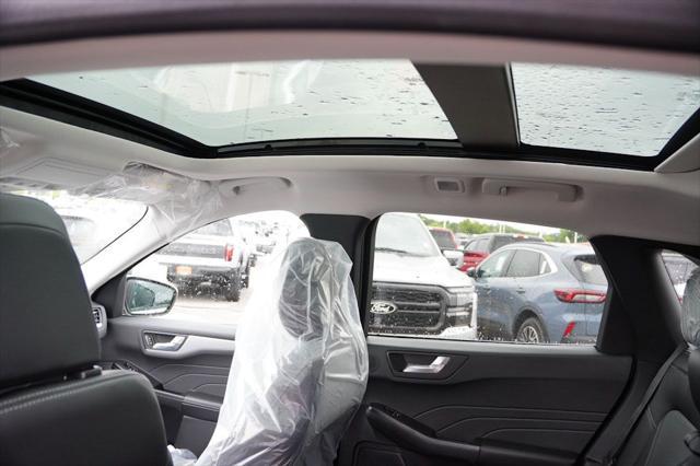 new 2025 Ford Escape PHEV car, priced at $37,179