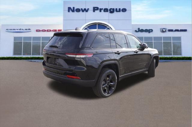 new 2025 Jeep Grand Cherokee car, priced at $44,020