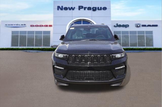 new 2025 Jeep Grand Cherokee car, priced at $44,020
