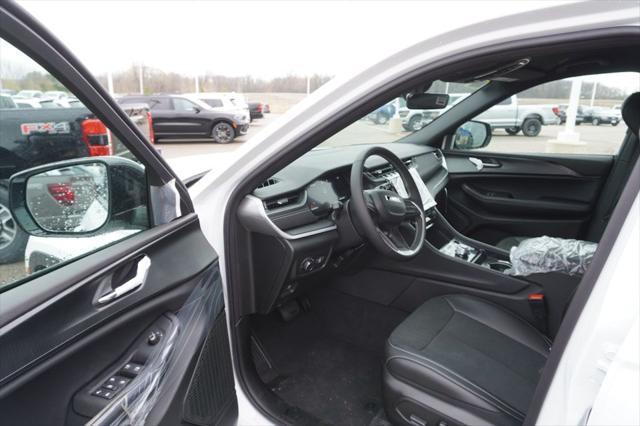 new 2025 Jeep Grand Cherokee L car, priced at $42,360