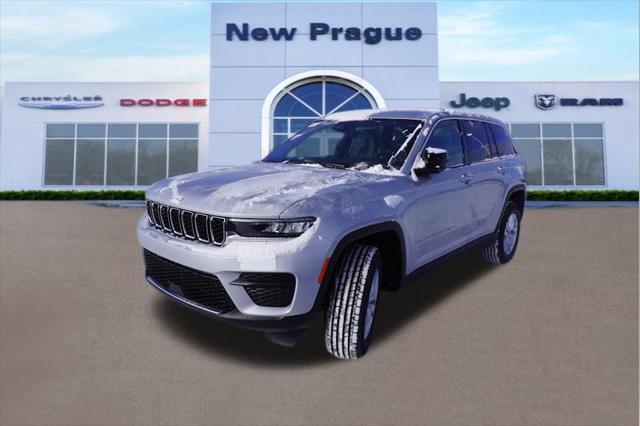 new 2025 Jeep Grand Cherokee car, priced at $39,088