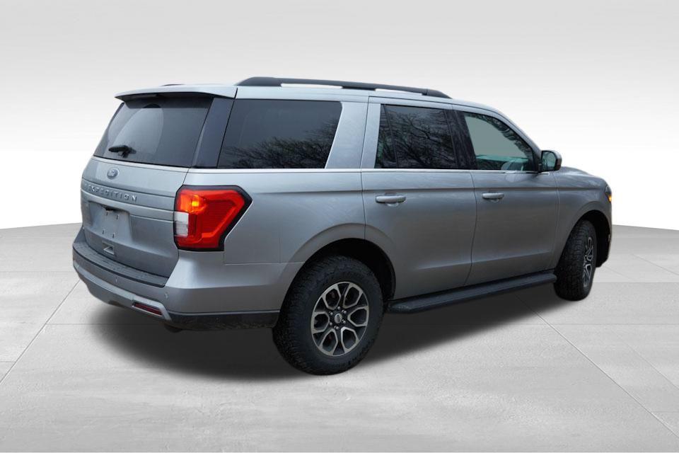 used 2024 Ford Expedition car, priced at $45,743