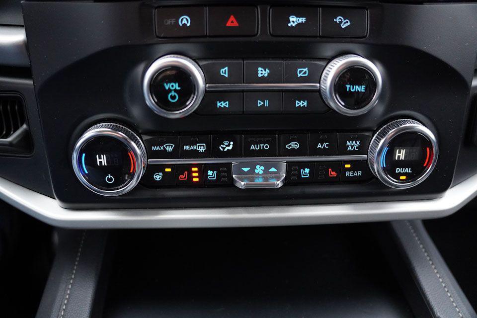 used 2024 Ford Expedition car, priced at $45,743