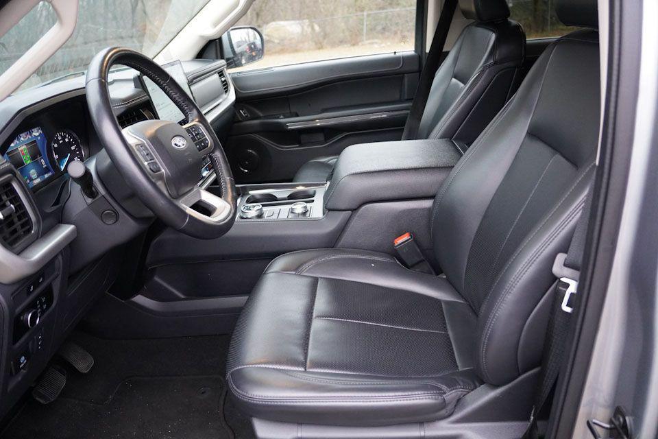 used 2024 Ford Expedition car, priced at $45,743
