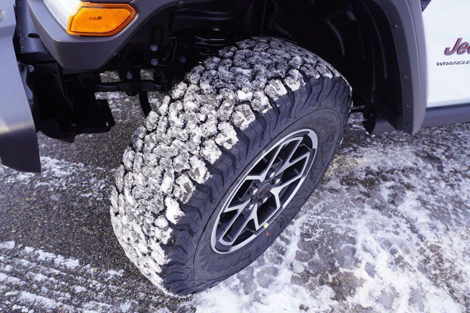 new 2025 Jeep Wrangler car, priced at $52,148