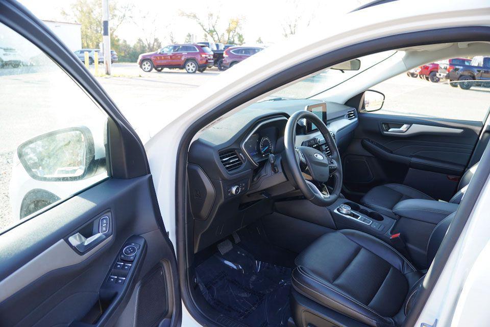 used 2022 Ford Escape car, priced at $23,665