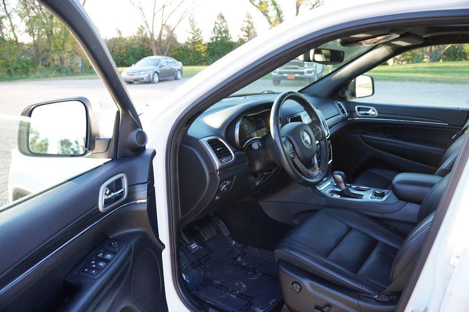used 2019 Jeep Grand Cherokee car, priced at $17,546