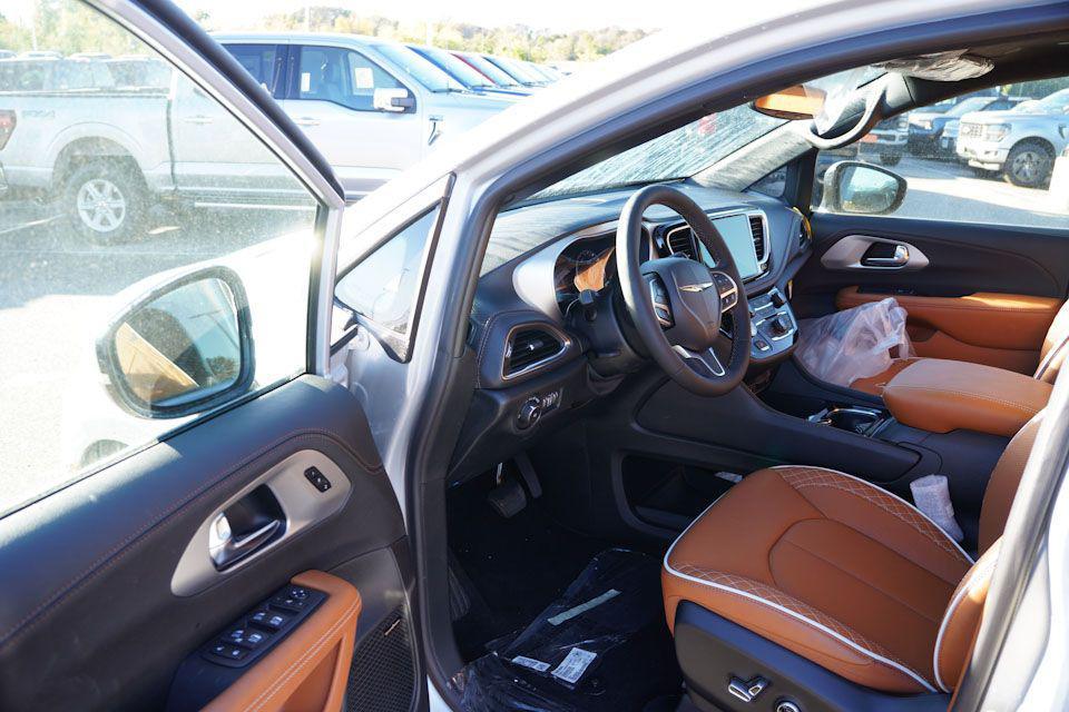new 2026 Chrysler Pacifica car, priced at $52,979