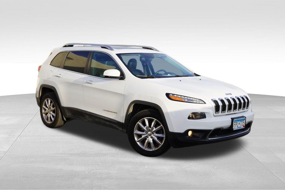 used 2015 Jeep Cherokee car, priced at $10,997