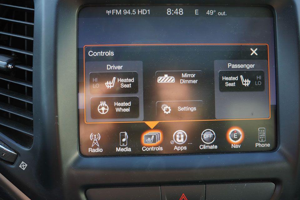 used 2015 Jeep Cherokee car, priced at $10,997
