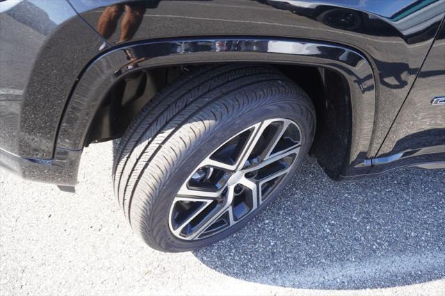 new 2024 Jeep Compass car, priced at $30,589