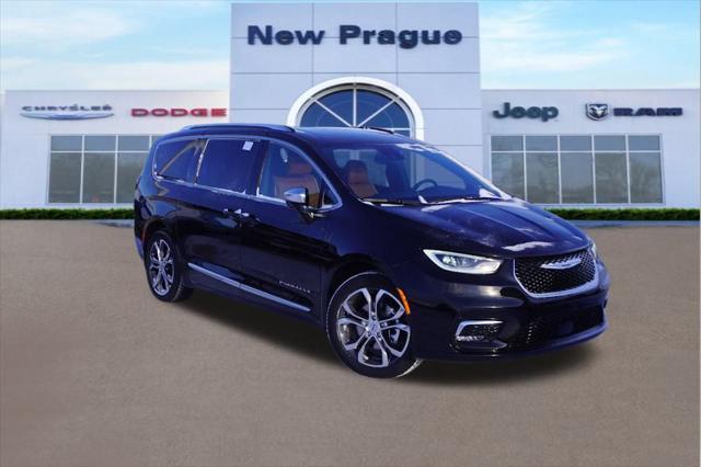 new 2025 Chrysler Pacifica car, priced at $51,375