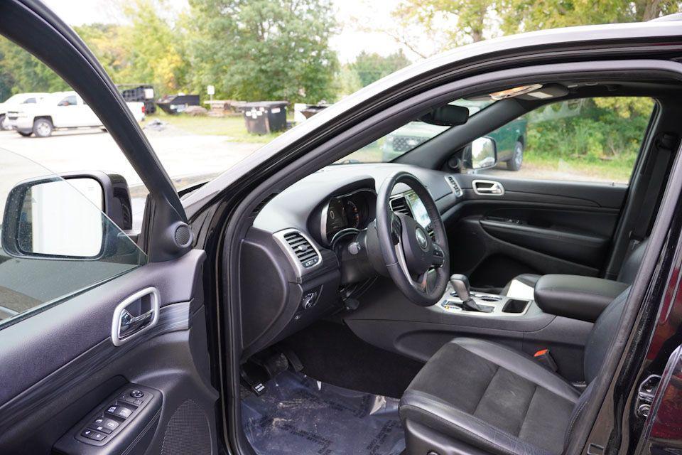 used 2019 Jeep Grand Cherokee car, priced at $22,478