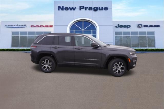 new 2025 Jeep Grand Cherokee car, priced at $42,349