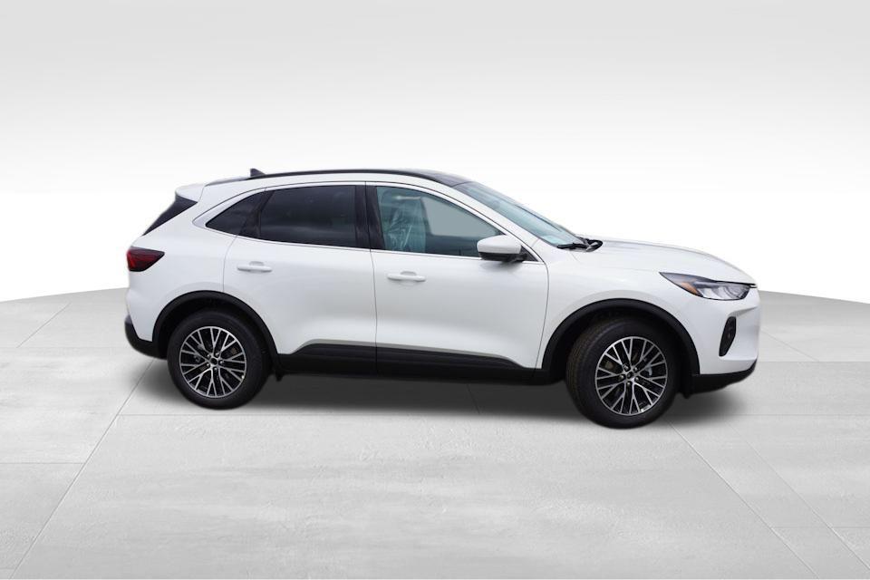new 2025 Ford Escape PHEV car, priced at $32,967