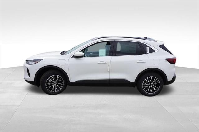 new 2025 Ford Escape PHEV car, priced at $33,269
