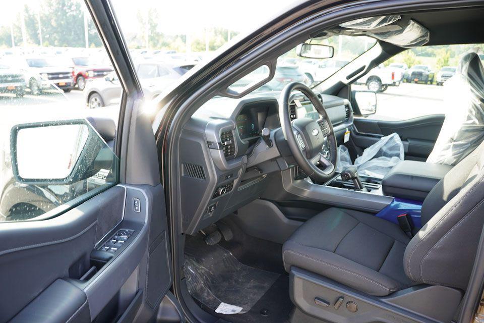 new 2025 Ford F-150 car, priced at $52,450