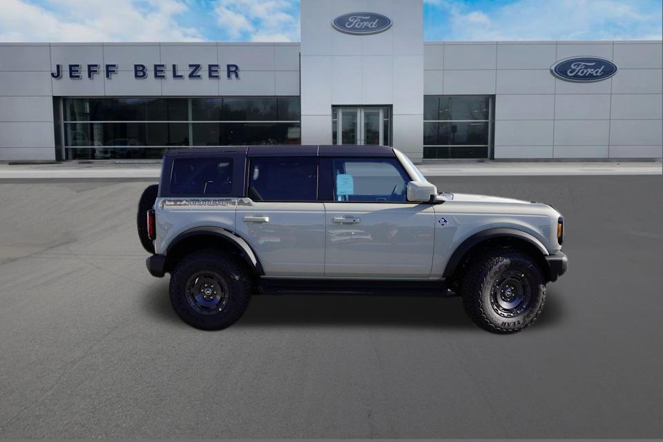 new 2025 Ford Bronco car, priced at $52,738