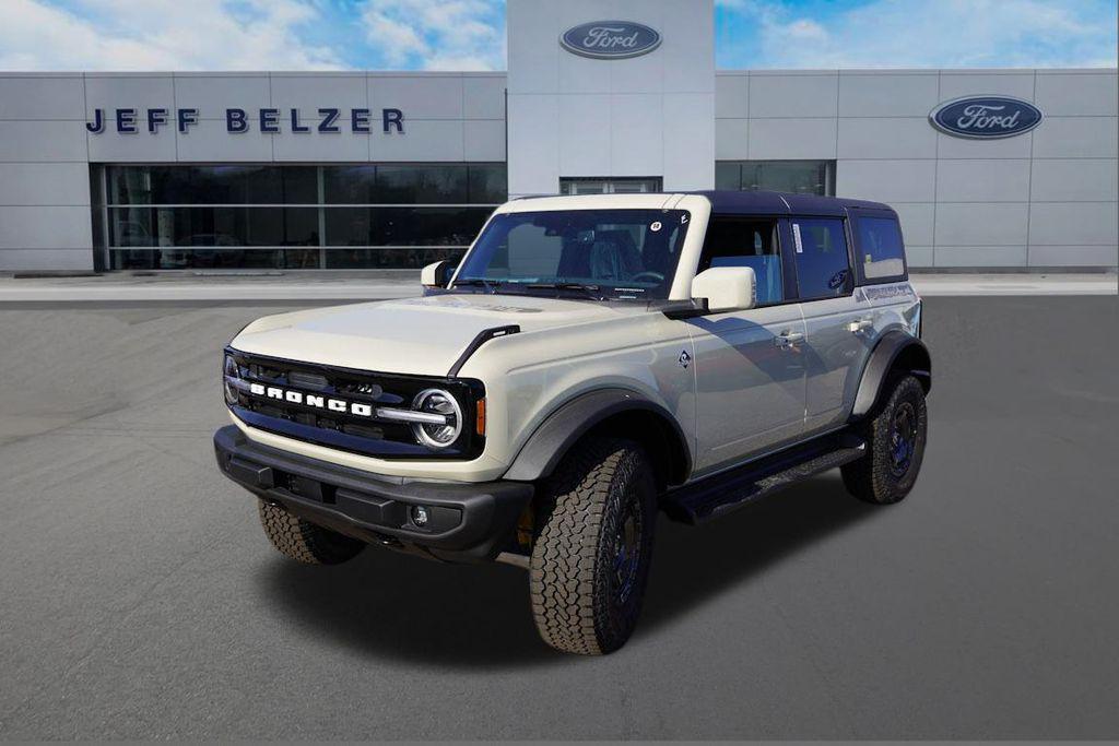 new 2025 Ford Bronco car, priced at $52,738