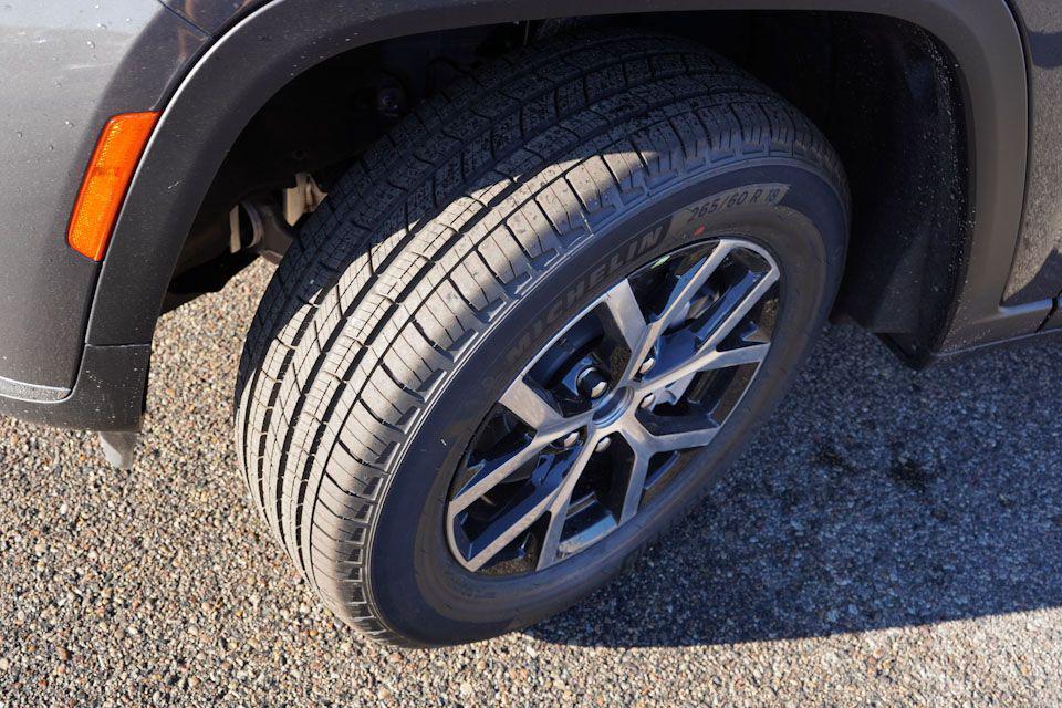 new 2025 Jeep Grand Cherokee L car, priced at $43,474