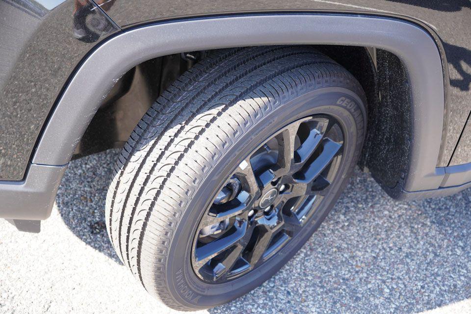 new 2025 Jeep Compass car, priced at $32,875