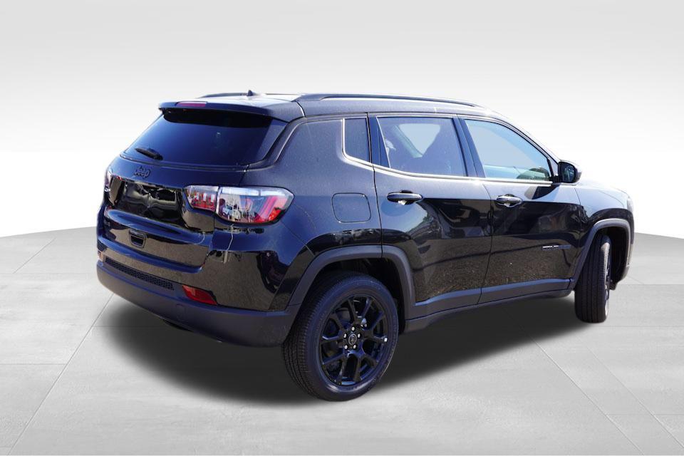new 2025 Jeep Compass car, priced at $32,875