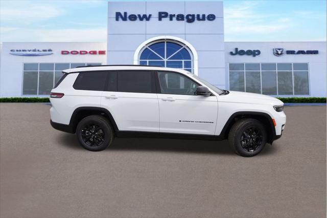 new 2024 Jeep Grand Cherokee L car, priced at $41,646