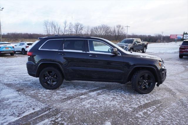 used 2015 Jeep Grand Cherokee car, priced at $12,918