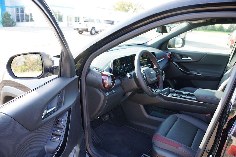 new 2026 Chevrolet Equinox car, priced at $40,295