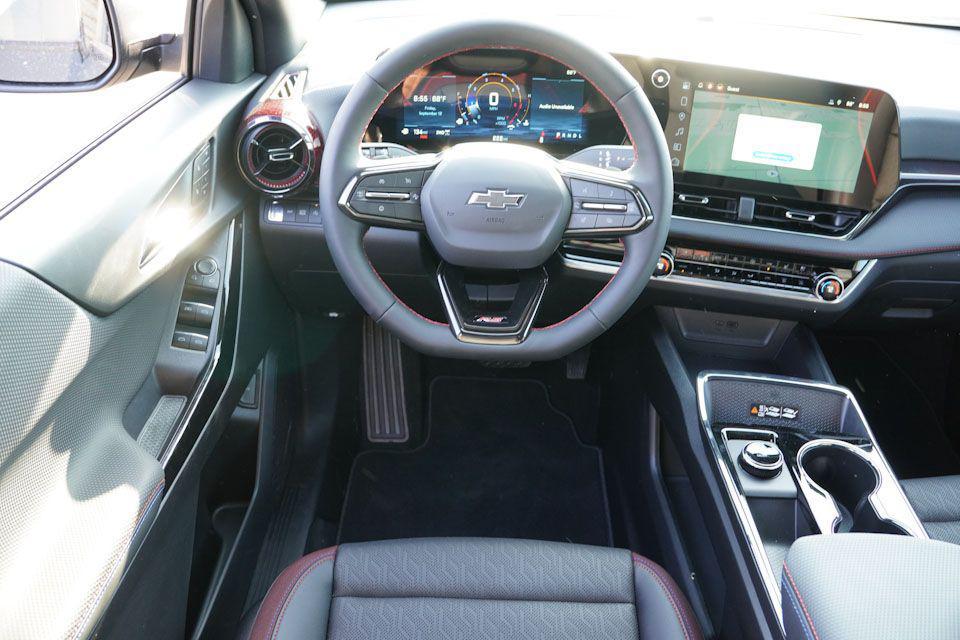 new 2026 Chevrolet Equinox car, priced at $40,295