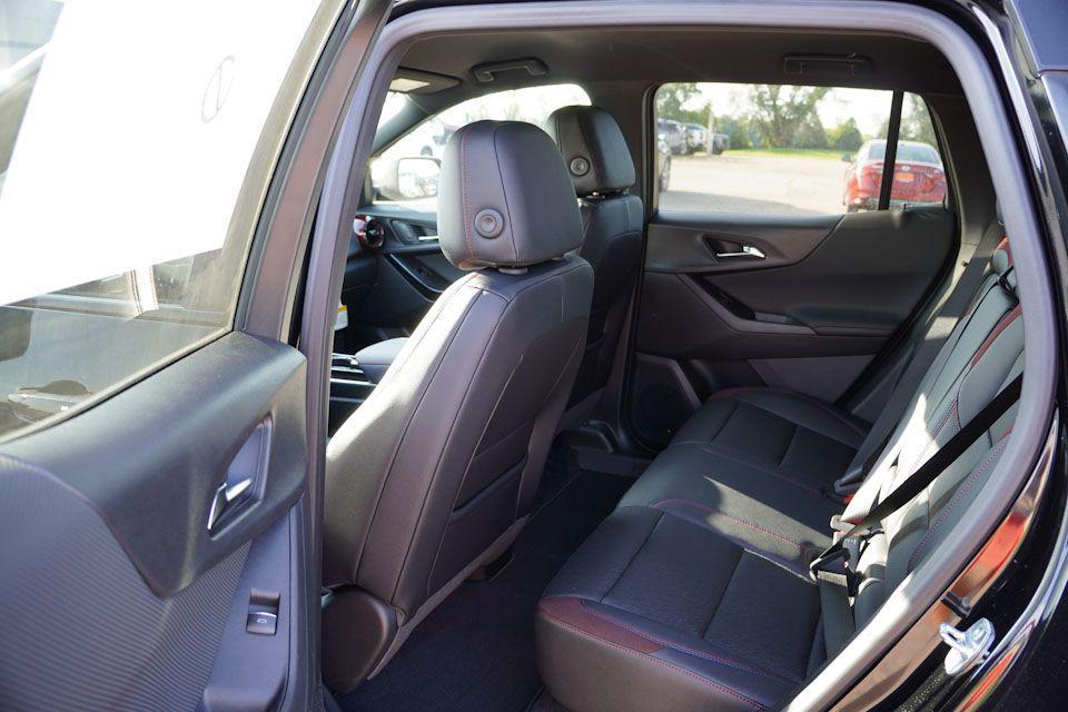 new 2026 Chevrolet Equinox car, priced at $40,295