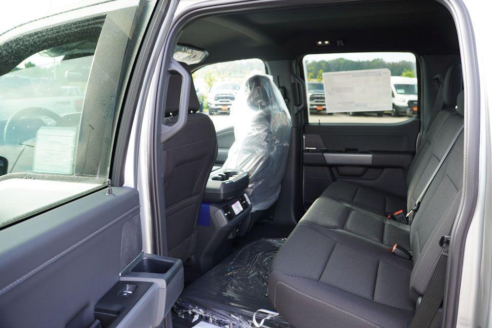 new 2025 Ford F-150 car, priced at $60,015