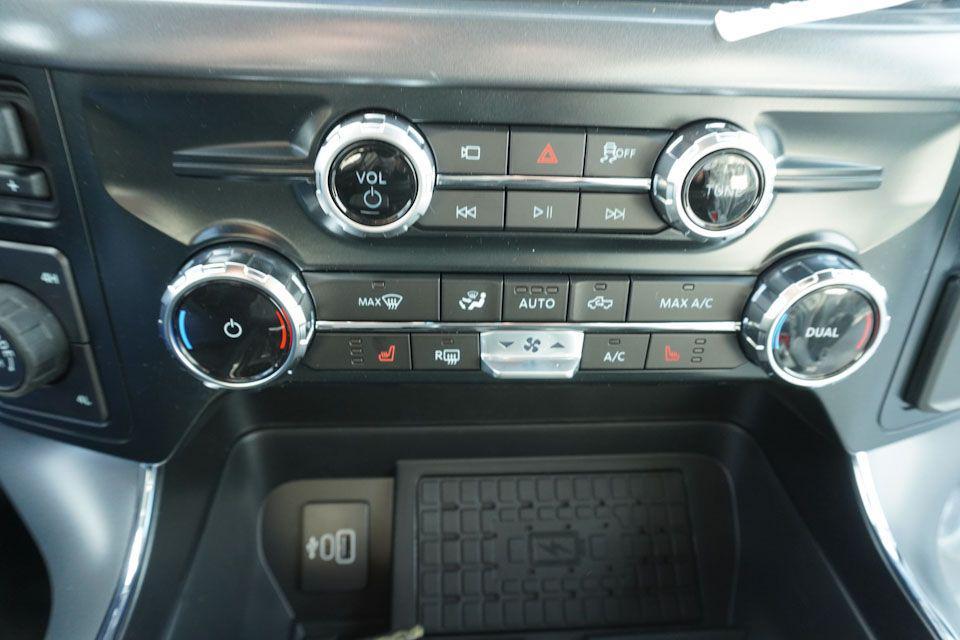 new 2025 Ford F-150 car, priced at $54,113