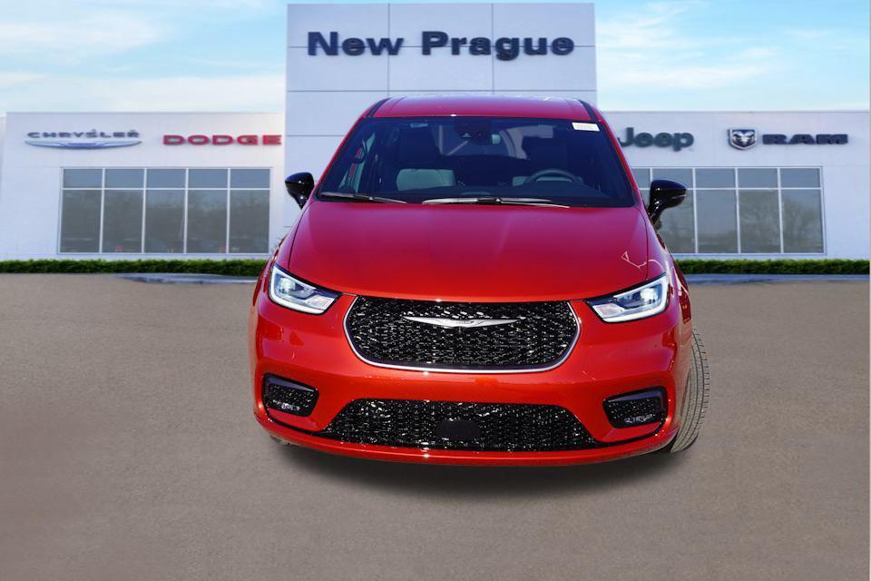 new 2026 Chrysler Pacifica car, priced at $44,050