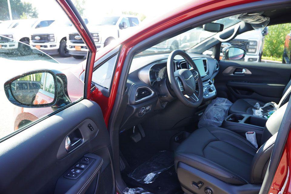 new 2026 Chrysler Pacifica car, priced at $44,050