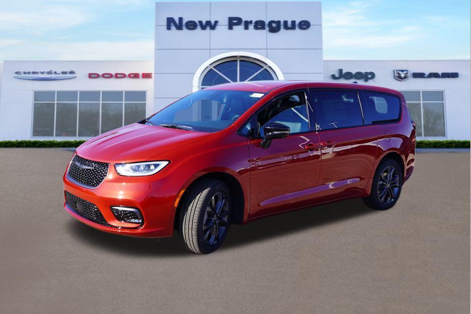 new 2026 Chrysler Pacifica car, priced at $44,050