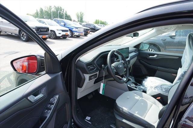 new 2025 Ford Escape PHEV car, priced at $33,931