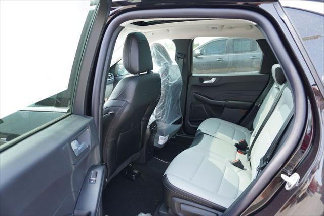 new 2025 Ford Escape PHEV car, priced at $33,931