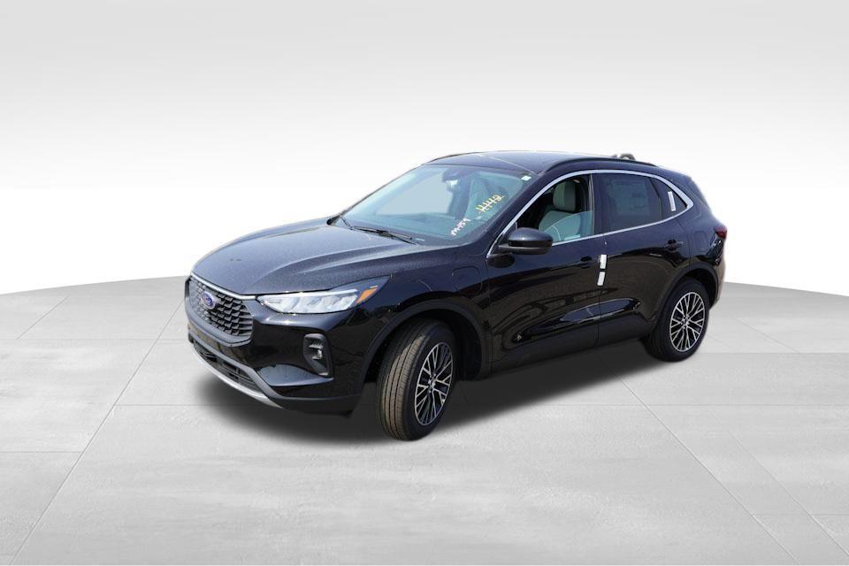 new 2025 Ford Escape PHEV car, priced at $31,551