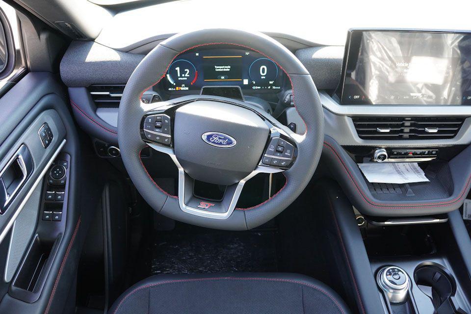 new 2025 Ford Explorer car, priced at $56,274