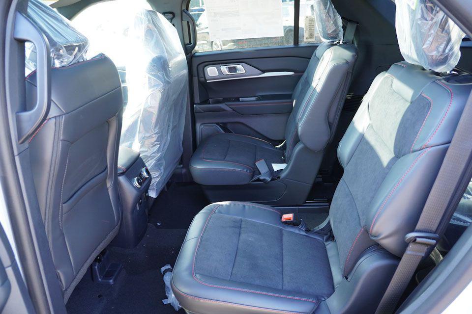 new 2025 Ford Explorer car, priced at $56,274