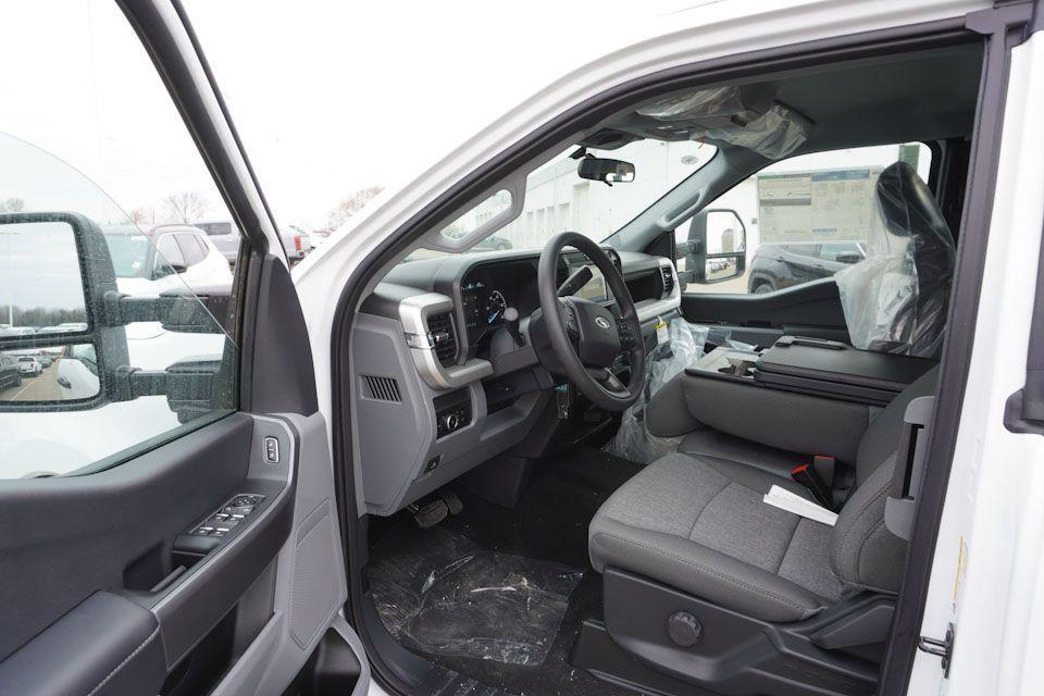 new 2025 Ford F-250 car, priced at $54,056