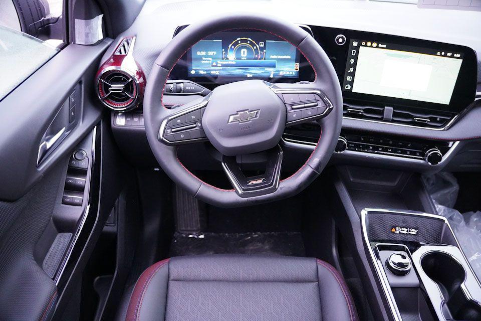 new 2026 Chevrolet Equinox car, priced at $34,740