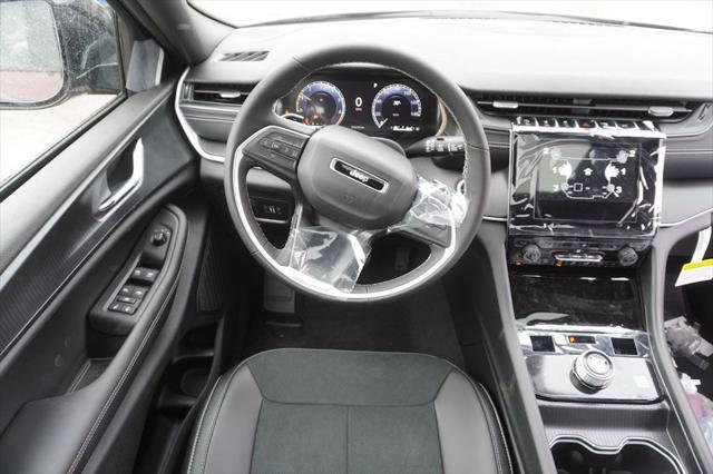 new 2025 Jeep Grand Cherokee car, priced at $39,317