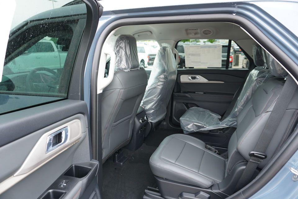 new 2025 Ford Explorer car, priced at $43,841